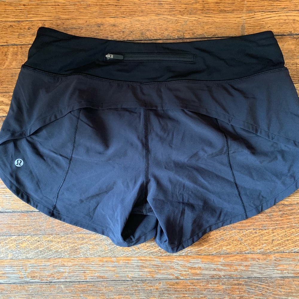 Black Lulu Lemon Workout Shorts *NEVER WORN*